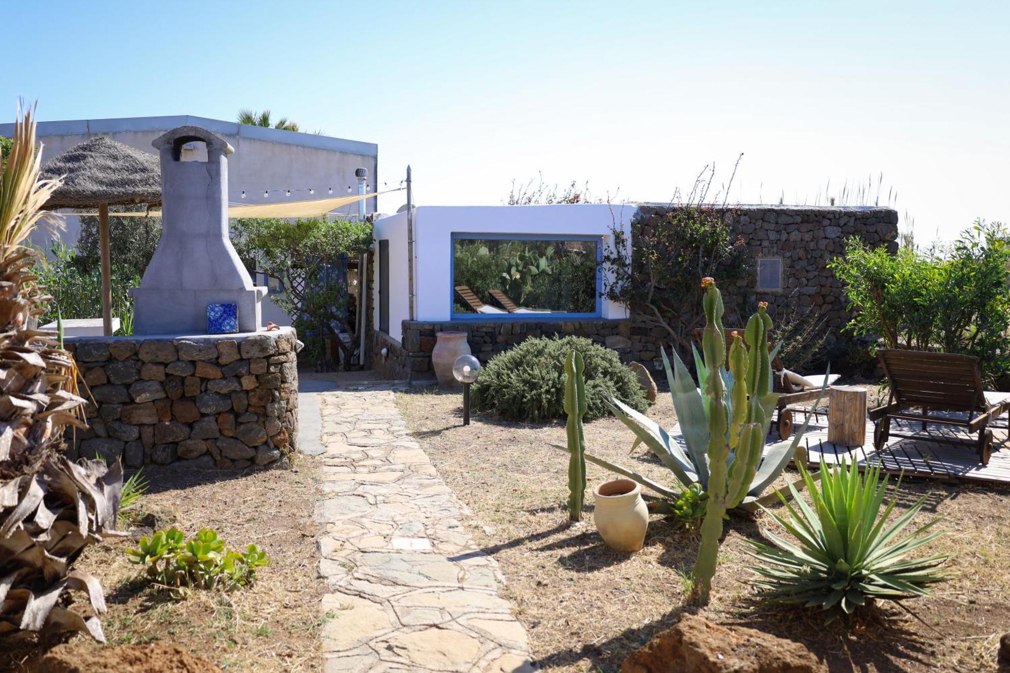 Casetta Il Mandorlo Pantelleria Exterior photo